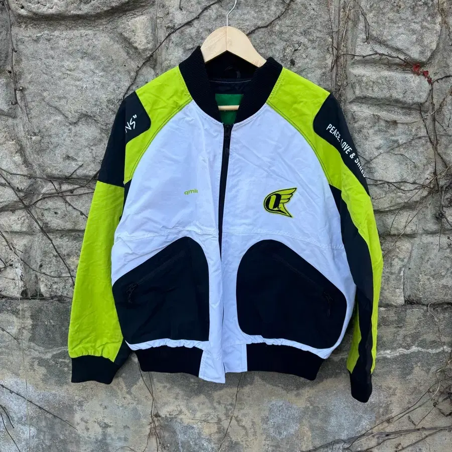 Qmile Motorcycle Style Snowboard Wear Bomber Jacket on
