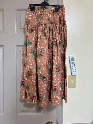 핑크하우스 걸리시 pinkhouse 꽃무늬 브라운 플레어 롱 스커트