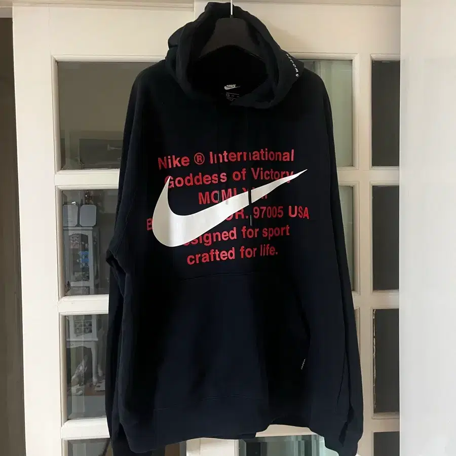 nike international goddess of victory sweatshirt