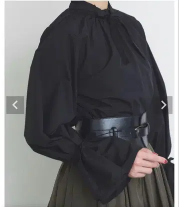 나르시스 SINN 보타이 2WAY 블라우스