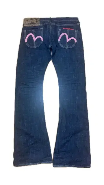 EVISU 플레어 데님 팬츠 핑크 자수