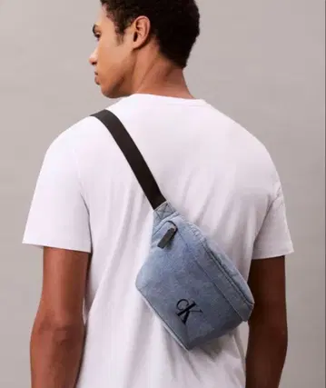 캘빈클라인 데님 바디백 새상품