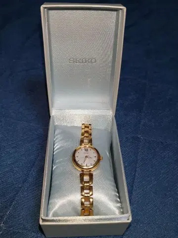 세이코 여성용 손목시계 핑크 골드 SWFA196