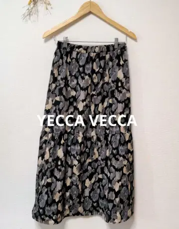 YECCA VECCA 이예카베카 스커트 패턴 아이템 멋스러운 플레어