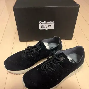 오니츠카타이거 스니커즈