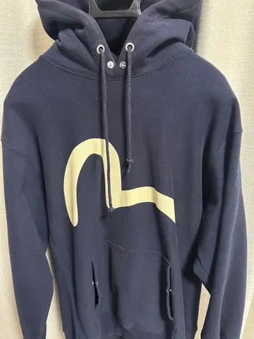 EVISU 네이비 후드티 사이즈 42 크림 갈매기