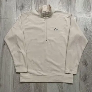 evisu yamane 하프 지퍼 플리스 42 화이트 자켓