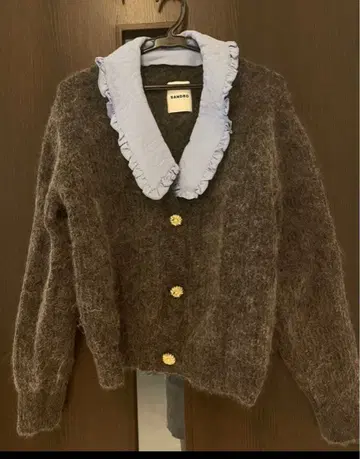 SANDRO 빅 칼라 (탈부착 가능) 니트