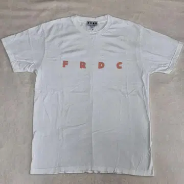 프레데릭 티셔츠