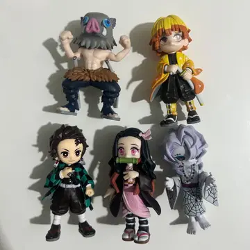 팔버스 카마도 탄지로 네즈코 아가츠마 젠이츠 하시비라 이노스케 루이