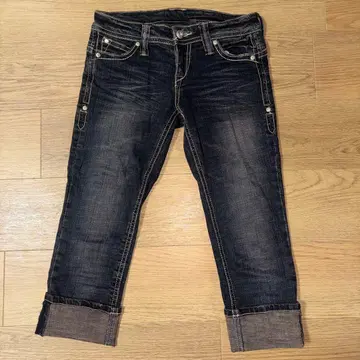 CECIL McBEE 데님 하프 팬츠 사이즈 25 롤업 블랙