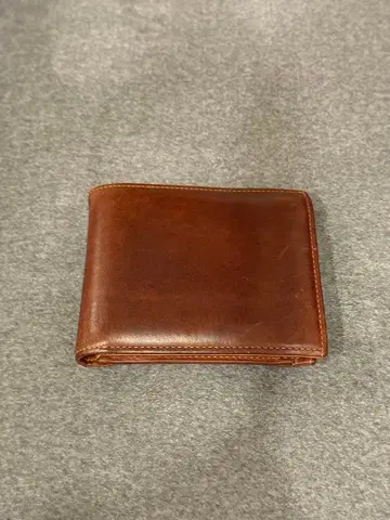 코코마이스터 나폴레옹 카프 접이식 지갑