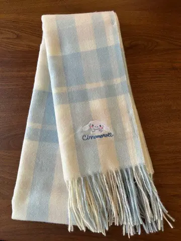 시나모롤 머플러 캐시미어 터치