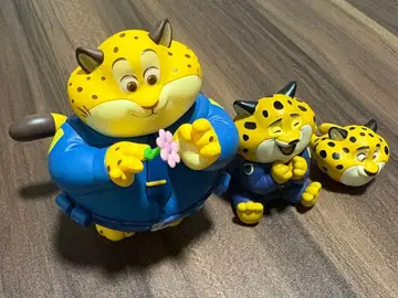 주토피아 플라워 월드 시리즈 HAHA! Fig. 크로우하우저