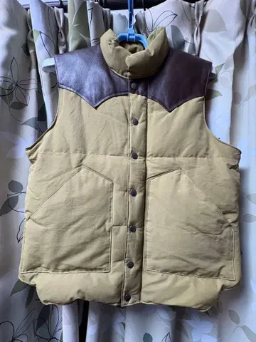 슈가케인 다운 베스트 가죽 브라운