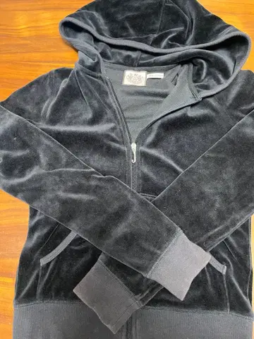 Juicy Couture 블랙 후드 부착 후드티