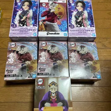 귀멸의 칼날 도우마 코쵸우 시노부 피규어 세트