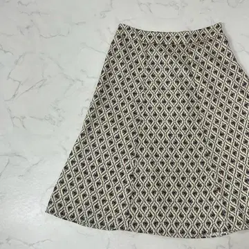 Reflect 빅 사이즈 절개 패턴 무늬 플레어 무릎 기장 스커트 15