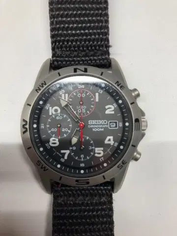 SEIKO 세이코 크로노그래프 손목시계 100M 방수