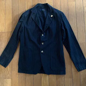 LARDINI 블랙 스트라이프 테일러드 자켓