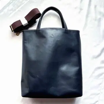 [새상품] kissora 키소라 히메지 가죽 2way 숄더백 네이비