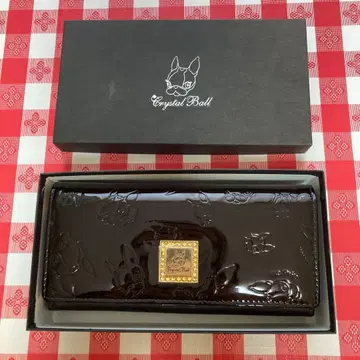 Crystal Ball 엠보싱 장지갑 브라운