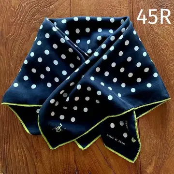 새상품 45rpm 실크의 나란한 도트 빅 반다나