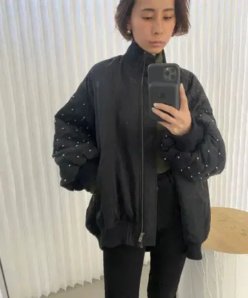 Ameri DALMA SLEEVE STUDS MA1 블랙