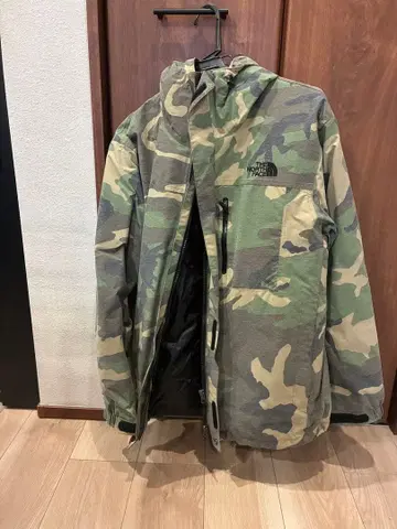 THE NORTH FACE 카모플라쥬 다운 자켓 M
