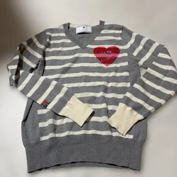 MARK & LONA 스트라이프 V넥 스웨터