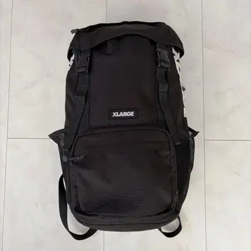 XLARGE 블랙 백팩