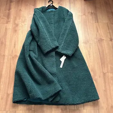 새상품 라디에이트 정가 3만 3000엔 롱 코트 스콧 클럽 복슬복슬