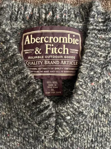 Abercrombie & Fitch 울 V넥 스웨터 XL