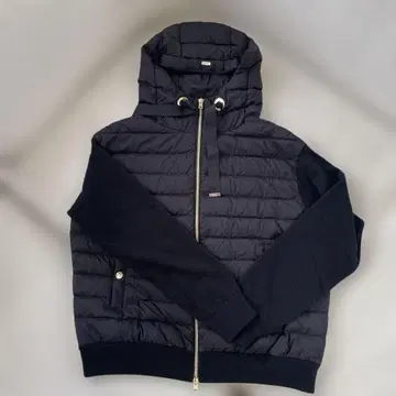 후드 부착 다운 자켓 블랙 44 HERNO