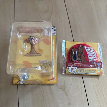 톰과 제리 피규어 컬렉션 배지 세트