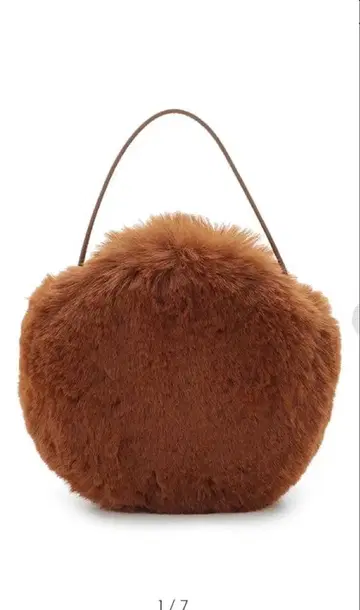 트루 바이 마리코 오이카와 퍼 라운드 핸드백