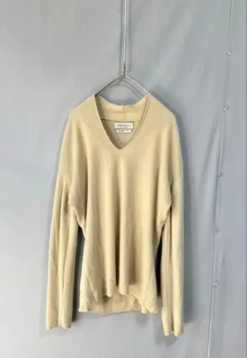 보르지 투모로우랜드 이탈리아제 캐시미어 혼방 오버 사이즈 니트