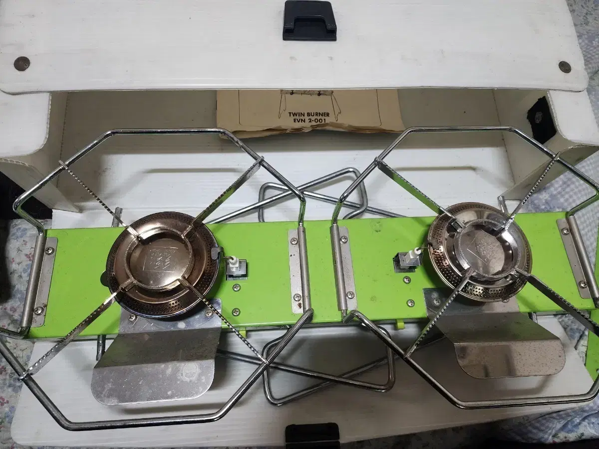 2구 캠핑용 버너 판매합니다