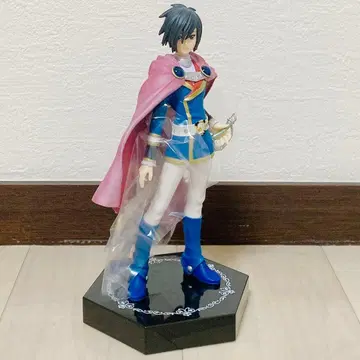 제일복권 테일즈 오브 데스티니 C상 리온 마그너스 피규어