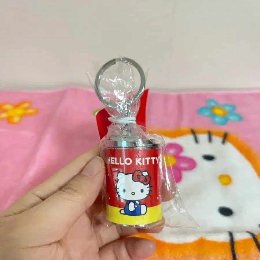 헬로키티 코인 실린더 on Bunjang Global Site.