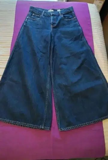 ZARAWOMAN 다크 블루 와이드 레그 데님 새상품급