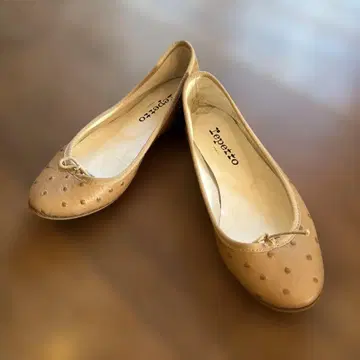 레페토 발레 슈즈 36 베이지 도트 디자인