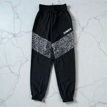 ZUMBA 줌바 조거 팬츠 S 레오파드 절개 블랙