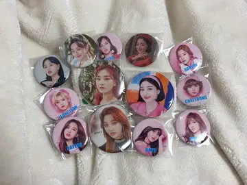 TWICE 캔뱃지