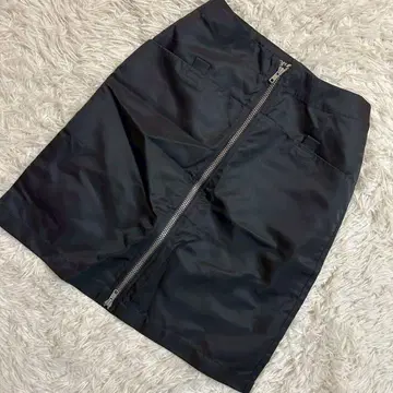 DKNY JEANS 앞 지퍼 스커트 블랙 4 멋쟁이 어른 심플