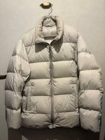 유니클로 파우더 소프트 다운 자켓