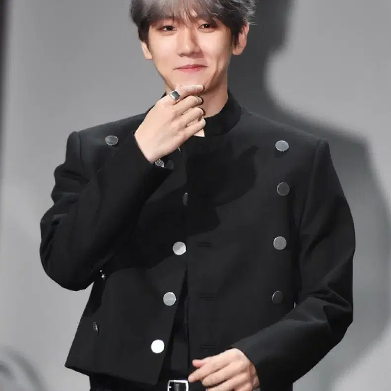 셀린느 [백현님 착용] 19ss 밀리터리 오피서 자켓 사진 3