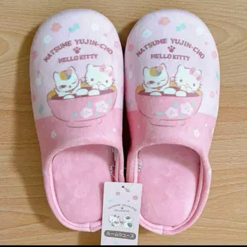 미사용 새상품 산리오 키티 나츠메 우인장 룸슈즈 슬리퍼 콜라보 상품