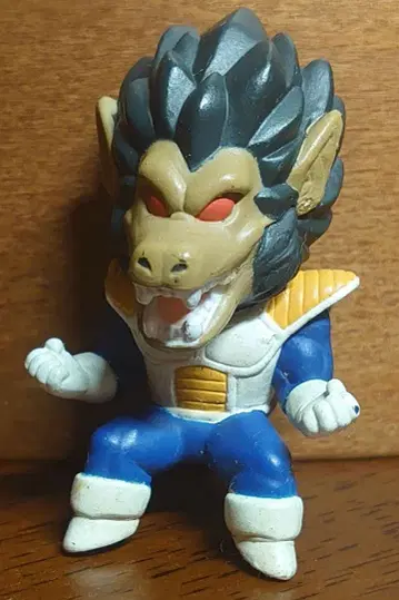 거대 원숭이 베지터 미니 피규어