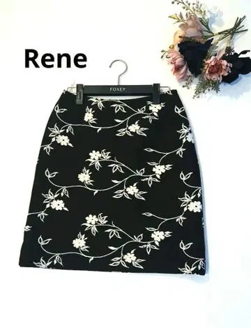 정가 6만 정도 Rene 르네 꽃무늬 타이트 스커트 블랙 S